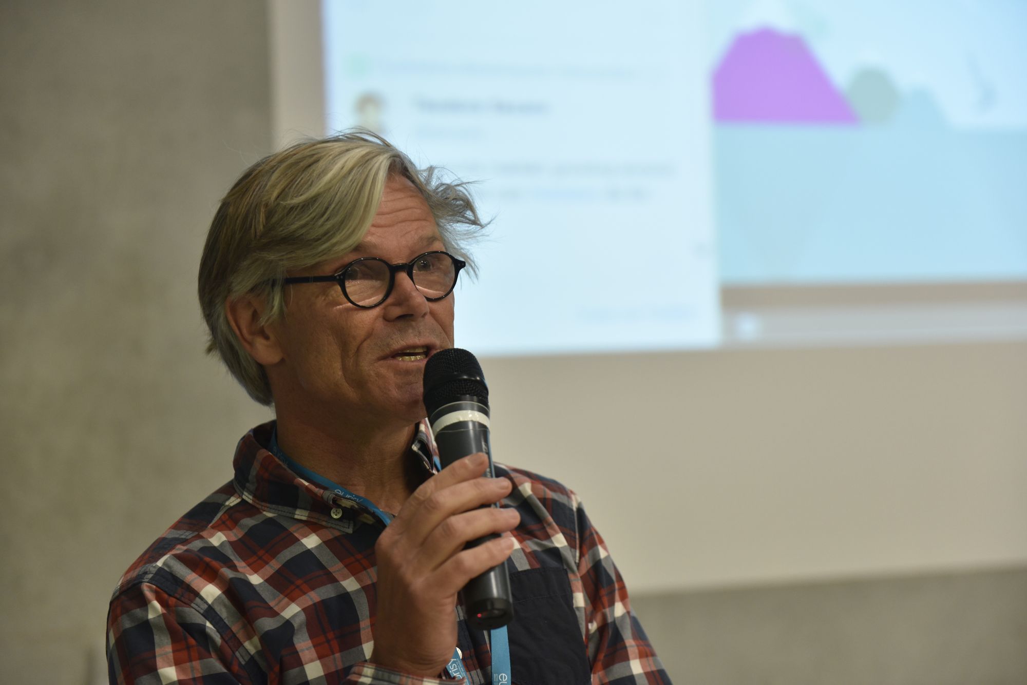 Gibus de Soultrait, Surfer's Journal France editor-in-chief asking the question “can technology have a human touch?” as well as extolling the virtues of the Pyrenees Atlantiques region as a “small California”