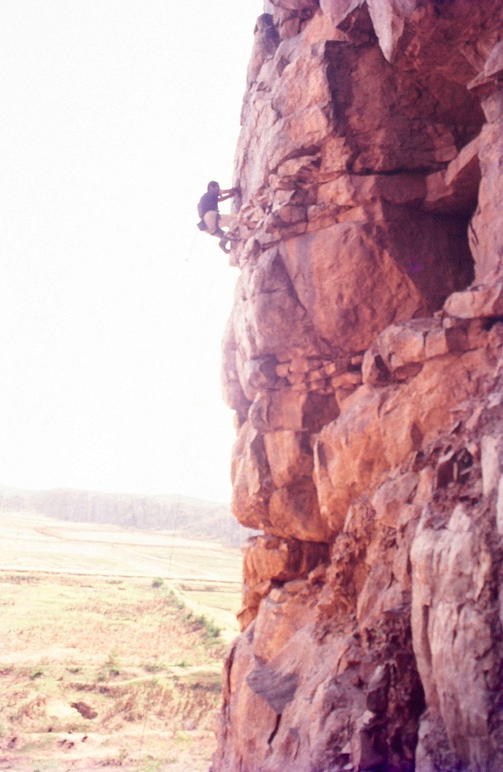  Mohit "Mo" Oberoi climbing "Beckon" in the Mughals area, a 5.9 route, standing at 75 feet. Mo first did the ascent in 1987. Image © Raghav Sundar