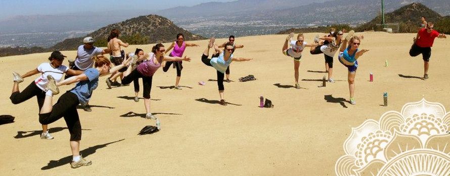 hiking-yoga