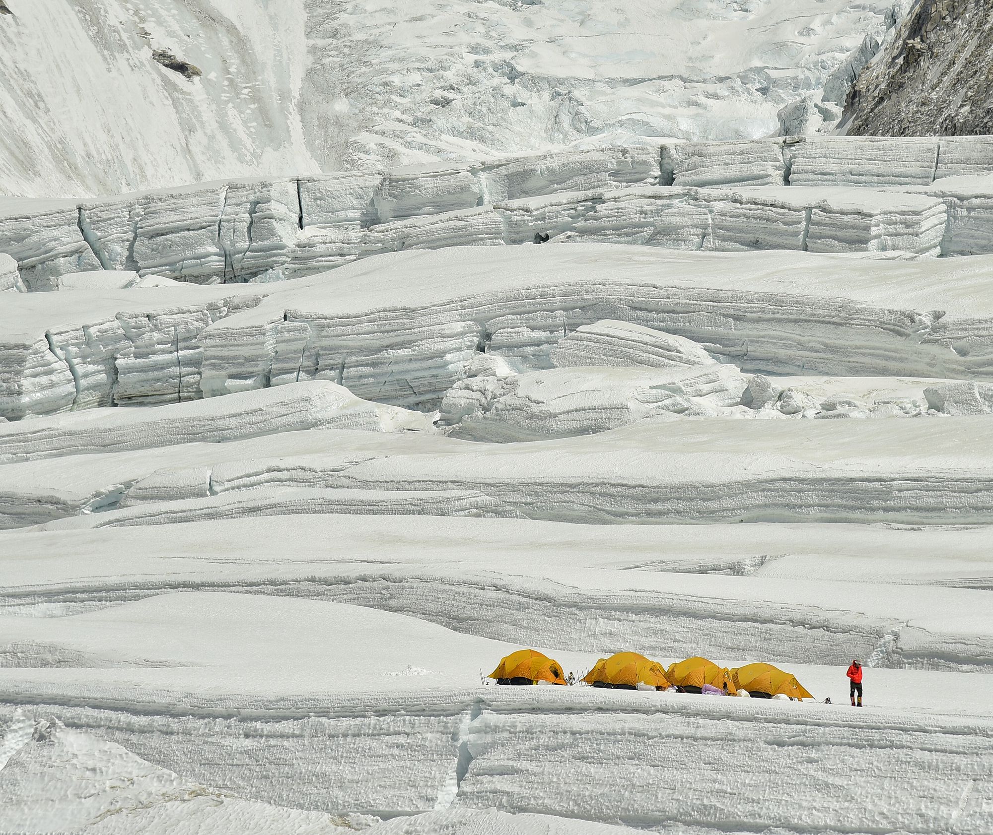 Endless span of white fields on the mountain. Image © Kuntal Joisher