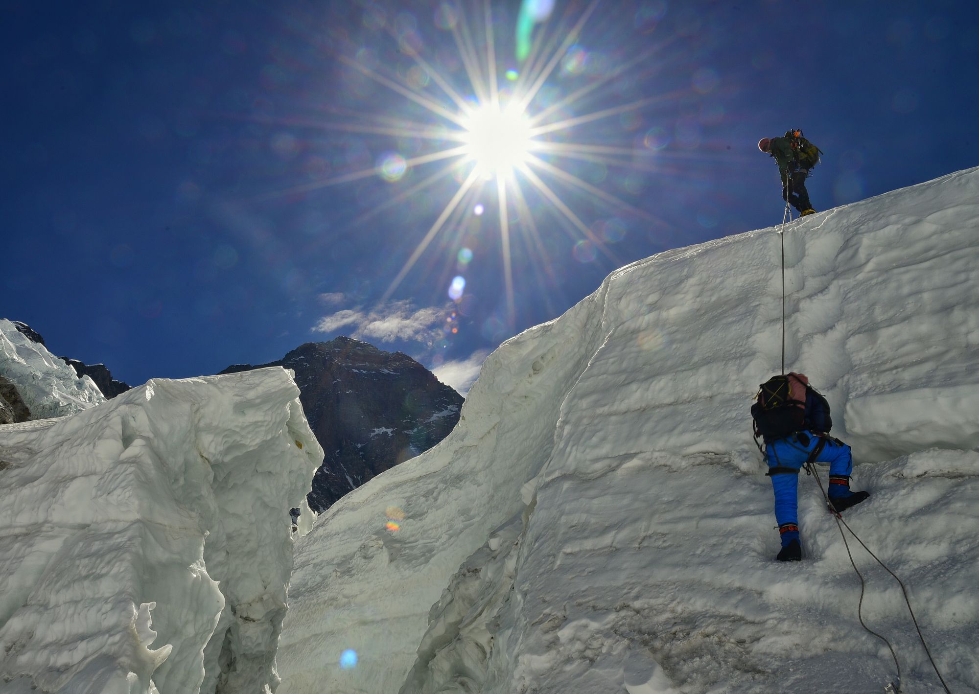 An average Everest expedition takes about 39 days. Image © Kuntal Joisher