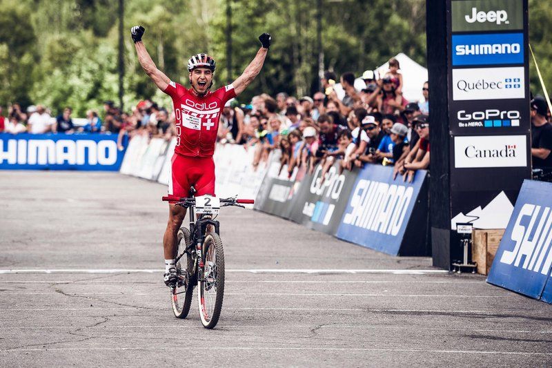 Nino Schurter celebrating his first Mont-Sainte-Anne victory © Bartek Woliński/Red Bull