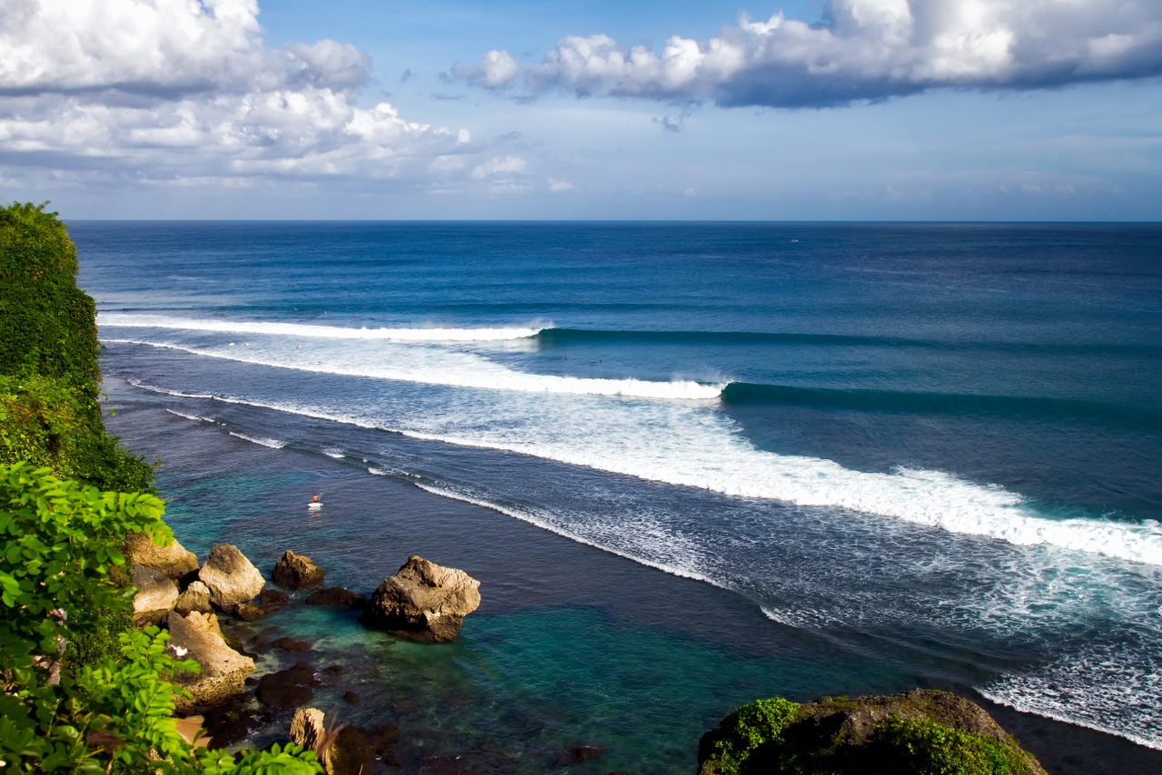 Waves at Uluwatu